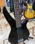 ბას გიტარა Yamaha bass guitar