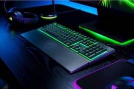 კლავიატურა Razer RZ03-04470800-R3R1 Ornata V3 X