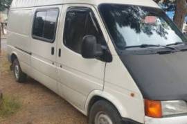 ქირავდება 1996 Ford Transit