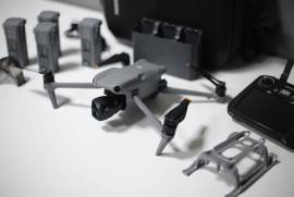 დრონი DJI AIR 3