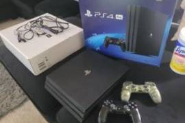 1-წლიანი გარანტიით.PS4 500gb 2ჯოისტიკით+ 400თამაში