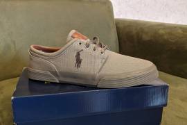 POLO Ralph Lauren -ის ორიგინალი კედები (EU42/43) '