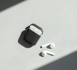 Native Union - Leather Airpods Case - Black