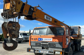 კრანი KAMAZ