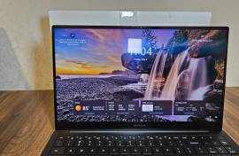 Samsung Galaxy Book Pro,i7 11Gen,16GB RAM,M.2 512G