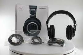 Audio-Technica ATH-M50X Professional Studio Monito