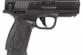 Bersa BB gun . სროლისას მოძრავი ჩამკეტით.