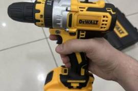 ელექტრო ხრახნდამჭერი drill Dewalt 18v impact