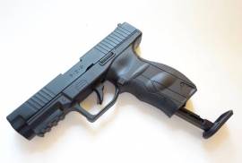 Umarex Glock 9XP ~ USA ახალი, გაუხსნელი