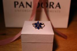 Pandora - Sparkling Blue Herbarium Cluster Ring