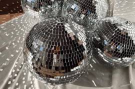 disco ball / დისკო ბურთი