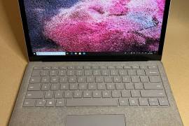 ✅Microsoft Surface Laptop 2 - i5 8250U