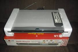 DVD პლეიერი LG DV382